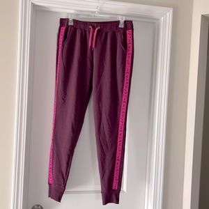 Jessica Simpson the warm up joggers